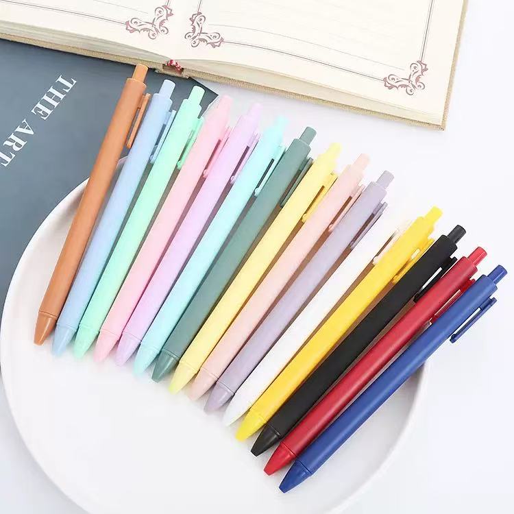 Regular pen Scoops