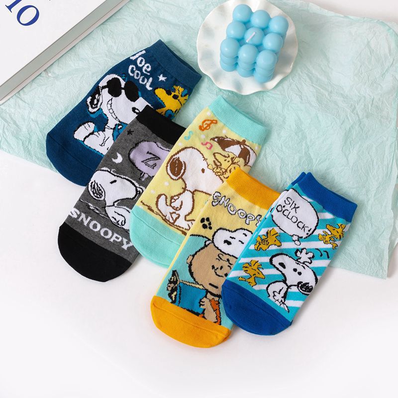 Snoopy Characters Casual Socks – Soft